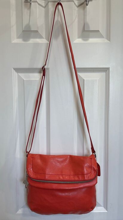 Relic Handbags - RELIC by Fossil - Foldover Crossbody in Soft Orange Faux Leather/Great Condition